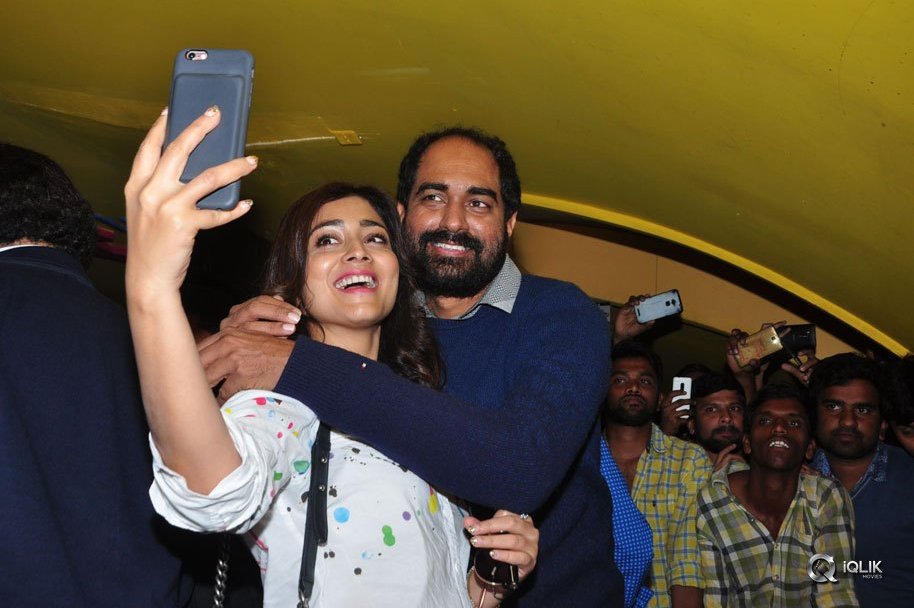 Celebs-Watching-Gautamiputra-Satakarni-Movie-At-IMAX